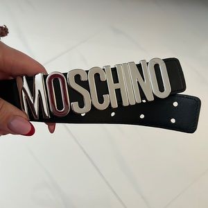 Moschino belt